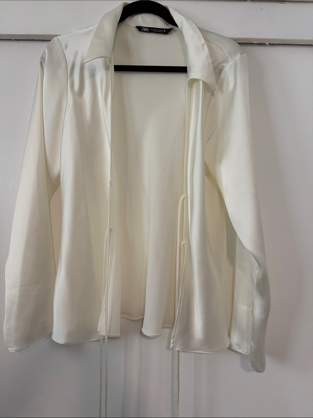 Zara Ivory Satin Tie-Front Blouse XL
